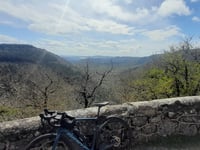 Col du Perthus von Lodève
