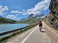 Col du Sanetsch from Lac de Sanetsch