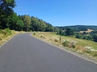Col le Portus d'Auzenc vanuit Ruynes en Margeride