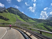 Col du Grand-Saint-Bernard z Aosta przez Roisan