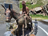 Col du Grand-Saint-Bernard z Aosta przez Roisan