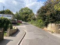 Colliers Lane via Valley View Road