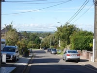 Comouthstrasse da Moresneter Strasse