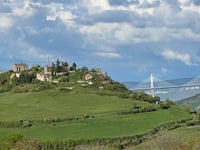 Côte de Luzençon von Saint Georges de Luzençon