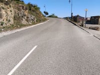 Le Croix Saint Andre über Côte des Ayes