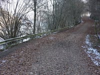 Côte du Barrage de la Gileppe from Lac de la Gileppe