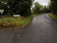 Creighton's Green Road von Holywood