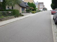 Dentgenbachweg über Kommerveldlaan
