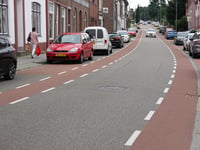 Dentgenbachweg via Laurastraat