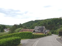 Devant Staneux from Marché