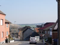 Dorfstrasse über Werth