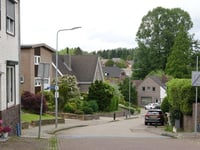 Dorpstraat über Platsmolenweg