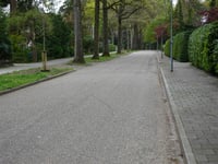 Eikenlaan via Berkenlaan