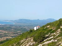 Ermita de Santa Lucía i Sant Benet vanuit Alcossebre