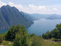 Esmate-Cerrete von Solto Collina