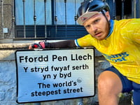 Ffordd Pen Llech über Harlech Castle