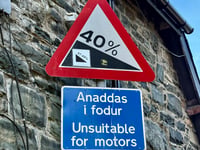 Ffordd Pen Llech über Harlech Castle