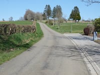 Flugplatz Büllingen da Büllingen via Im Sief