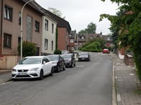 Friedhofstrasse über Auf den Heggen