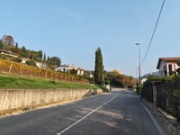 Gandosso über Via Mainoni d'Intignano