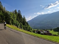 Gischlewies von Arzl im Pitztal über Jerzner Strasse