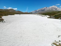 Gran Sasso d'Italia / Campo Imperatore from Lago Racollo