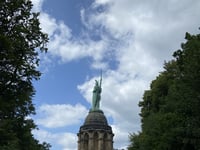 Grotenburg / Hermannsdenkmal vanuit Detmold