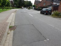 Gürzelweg von Geilenkirchener Strasse