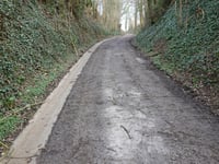 Hasette über Rue des Combattants