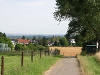 Hemgenberg z Winden przez Ackerweg