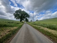 Hempton über Duns Tew Road