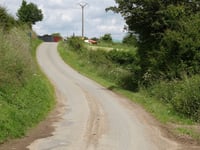 Hez de Becco via Chemin de Baudrifosse