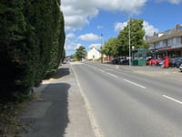 High Road von Hawkwell