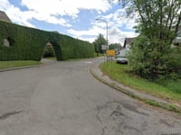 Höfen par Alter Weg