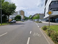 Hohenstaufenallee da Limburger Strasse
