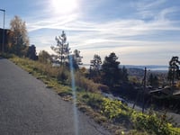 Tryvann von Voksen über Svarttrostveien