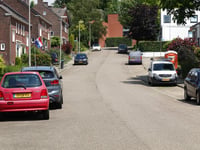 K.L.M.-straat via Piet Malherbestraat