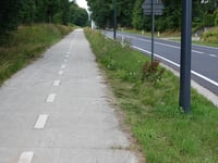 Kasteelstraat über Neerlee