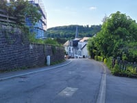 Kirchberg desde Weimerskirch por Rue de Laroche