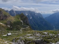 Klanška Škrbina / Mangartsko sedlo desde Predel Mangart