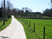 Kleine-Spouwen über Bergweg
