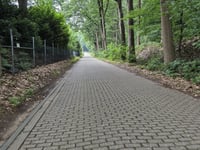 Kluizenaarsweg via Dennenweg