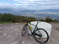 Krstovar / Croix du Millénaire depuis Skopje