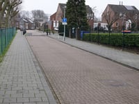 Kruisbergstraat über Honingboomstraat