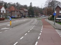 Kruisbergstraat via Karel Doormanstraat