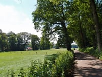 Preekstoel über Farwickweg