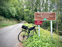 L'Arche from Saint Etienne de Cuines