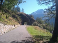 Lago di Place Moulin desde Roisan