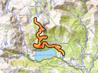 Laguna de los Peces über San Martín de Castañeda