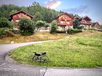 Le Villard des Alues über Route du Villard